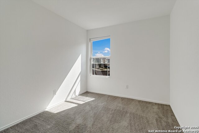 Image 20 of 24 For 10929 Presa Way