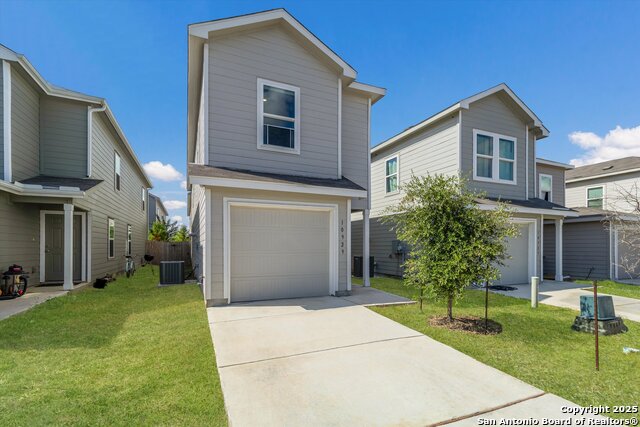 Image 3 of 24 For 10929 Presa Way