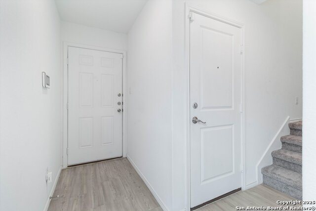Image 5 of 24 For 10929 Presa Way