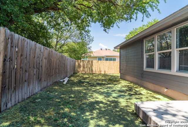 Image 22 of 22 For 8827 Dream Ave