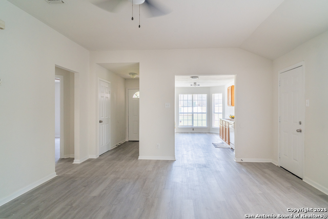 Image 5 of 22 For 8827 Dream Ave