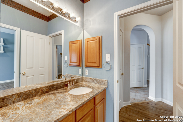 Image 18 of 41 For 1339 Barton Creek