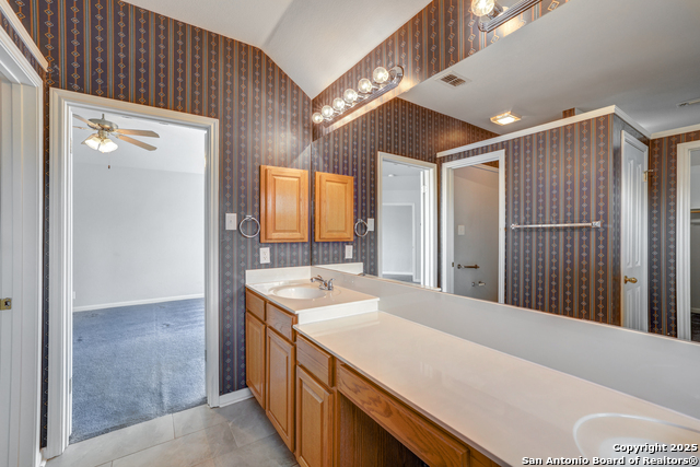 Image 32 of 41 For 1339 Barton Creek