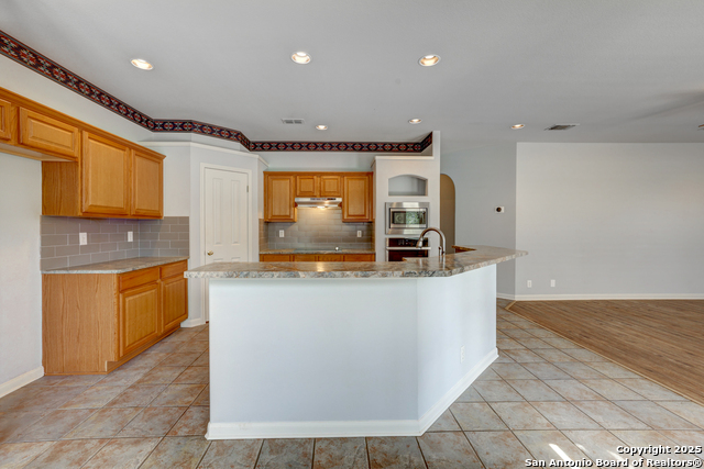 Image 8 of 41 For 1339 Barton Creek