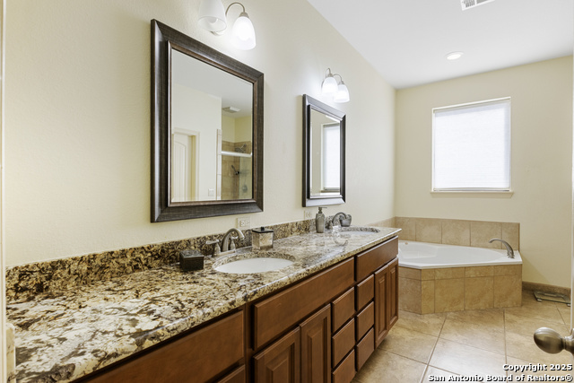 Listing photo id 21 for 2015 Rocky Ridge