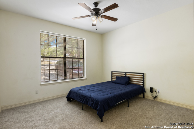 Listing photo id 23 for 2015 Rocky Ridge