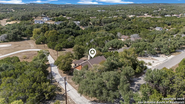 Listing photo id 33 for 2015 Rocky Ridge