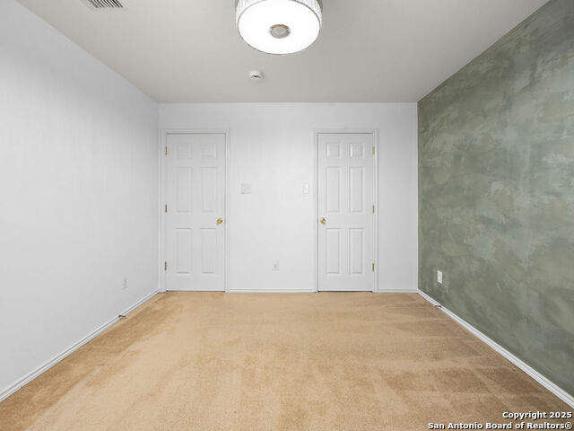 Listing photo id 33 for 8964 Scarlet Crk