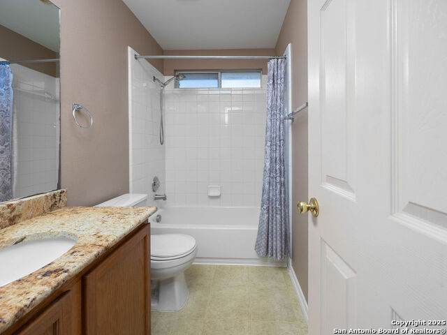 Listing photo id 37 for 8964 Scarlet Crk