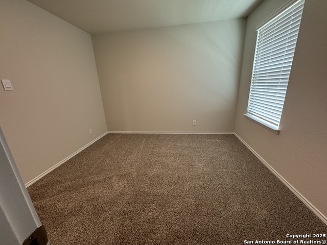 Image 31 of 85 For 14122 Shale Path