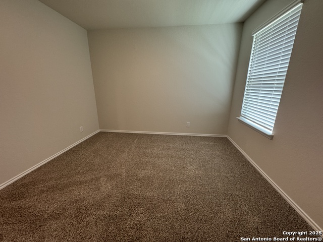 Image 32 of 85 For 14122 Shale Path