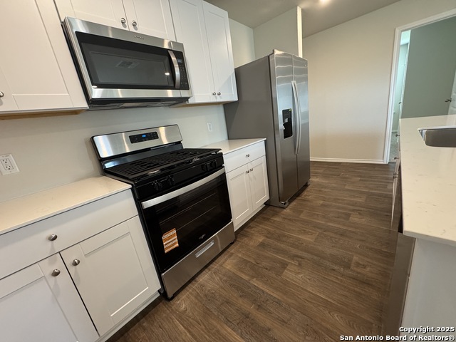 Image 37 of 85 For 14122 Shale Path