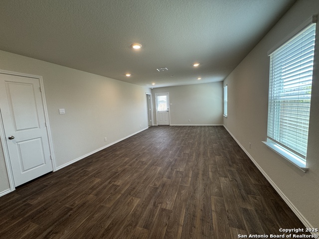 Image 39 of 85 For 14122 Shale Path