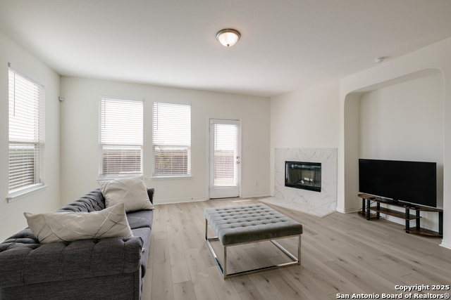 Image 13 of 31 For 348 Cordova Terrace