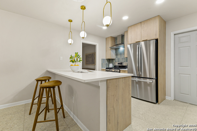 Image 13 of 33 For 131 Cornwall