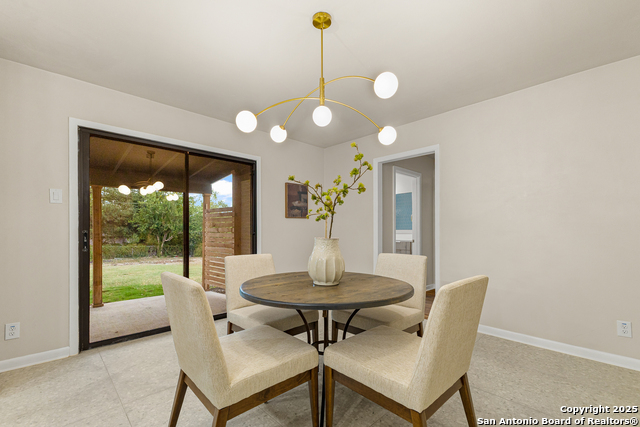 Image 16 of 33 For 131 Cornwall