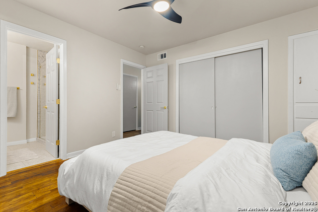 Image 25 of 33 For 131 Cornwall