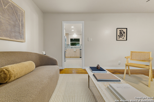 Image 8 of 33 For 131 Cornwall