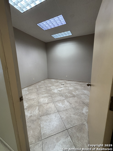 Listing photo id 4 for 5917 San Pedro