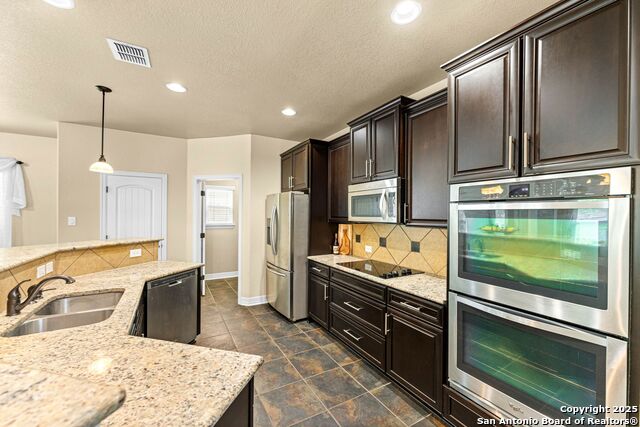 Image 16 of 46 For 8126 Powderhorn Run