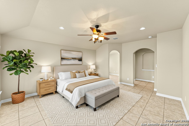 Image 18 of 46 For 8126 Powderhorn Run