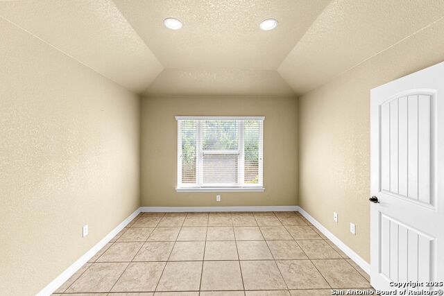 Image 20 of 46 For 8126 Powderhorn Run