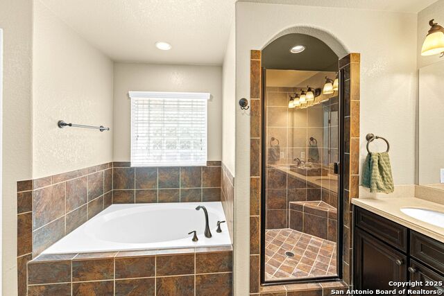 Image 24 of 46 For 8126 Powderhorn Run