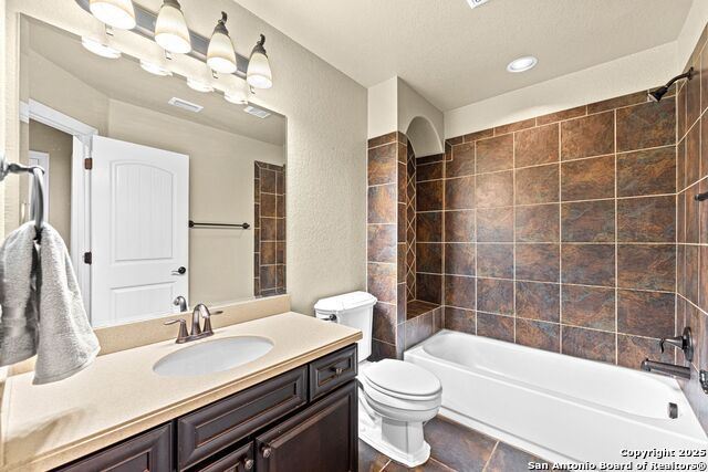 Image 32 of 46 For 8126 Powderhorn Run