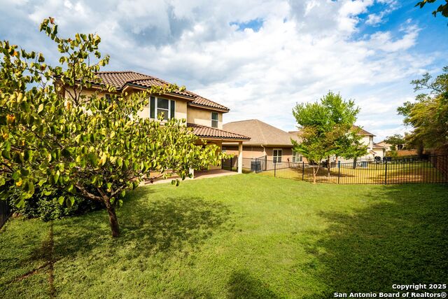 Image 38 of 46 For 8126 Powderhorn Run