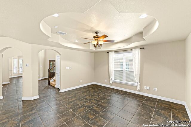 Image 9 of 46 For 8126 Powderhorn Run