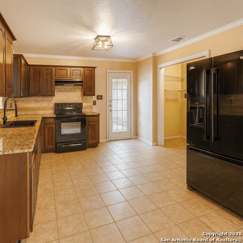 Image 2 of 6 For 224 Coopwood Ave