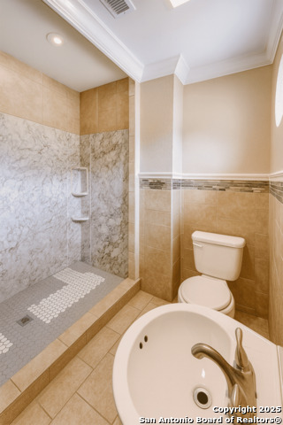 Image 3 of 6 For 224 Coopwood Ave