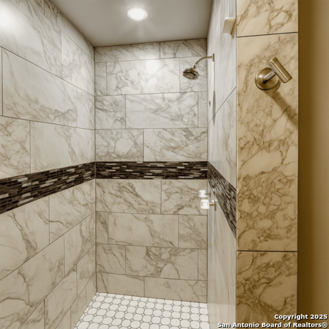 Image 5 of 6 For 224 Coopwood Ave