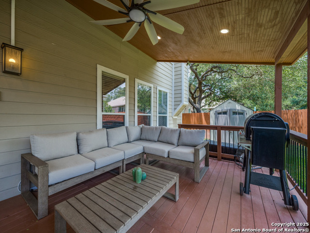 Image 27 of 34 For 19606 Flair Oak