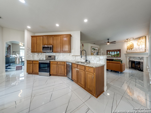 Image 9 of 34 For 19606 Flair Oak