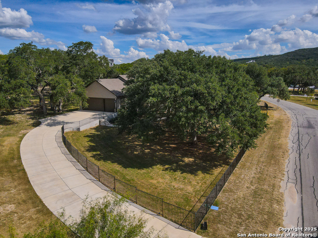 Image 33 of 40 For 663 Pr 1712  