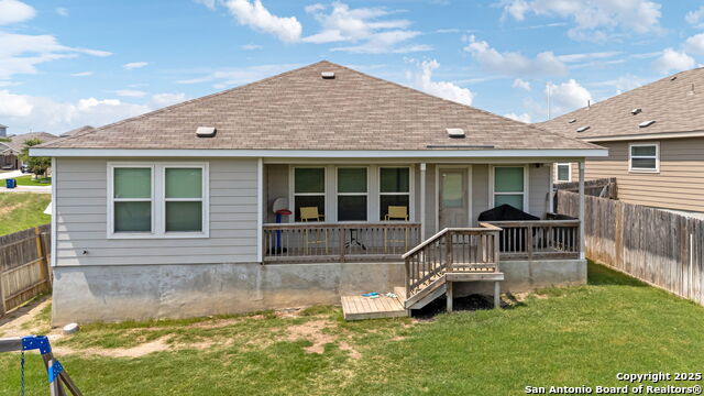 Image 24 of 26 For 2946 Daisy Meadow