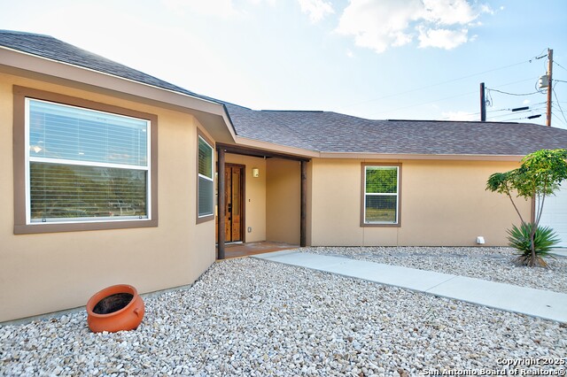 Image 3 of 56 For 1846 White Tail Ln.