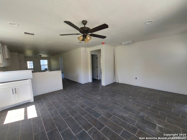 Image 2 of 7 For 1166 Fitch