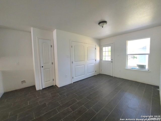 Image 6 of 7 For 1166 Fitch