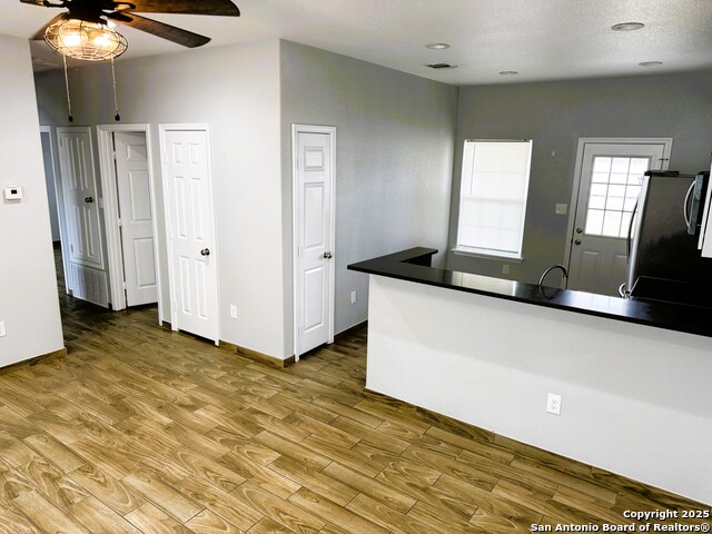 Image 3 of 14 For 15460 Cottage  1