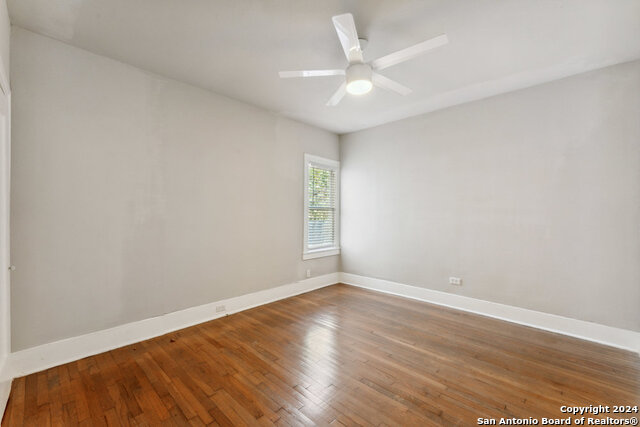 Image 8 of 31 For 1031 Schley Ave