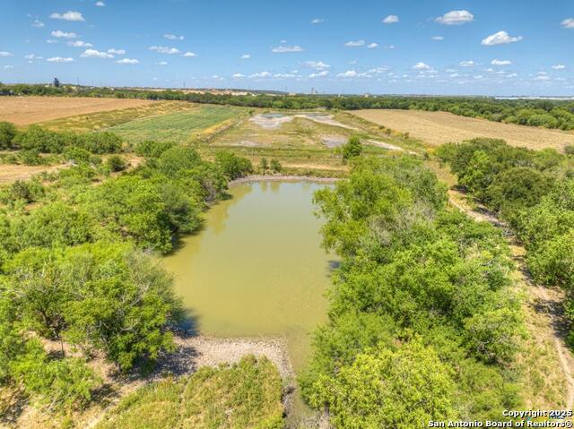 Listing photo id 9 for 22031a Old Nacogdoches