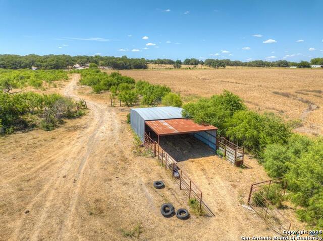 Listing photo id 12 for 22031a Old Nacogdoches