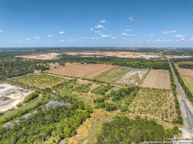 Listing photo id 7 for 22031a Old Nacogdoches