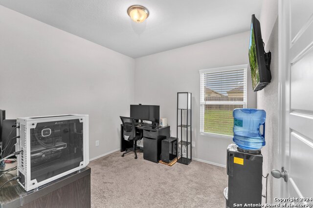 Image 19 of 23 For 7127 Mesa Clfs