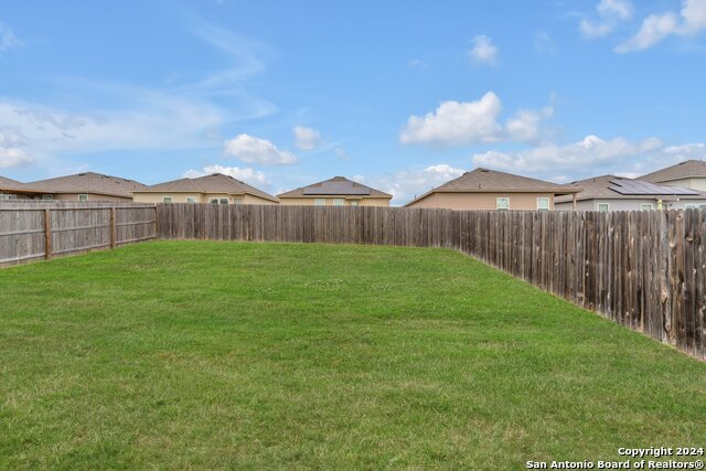 Image 20 of 23 For 7127 Mesa Clfs