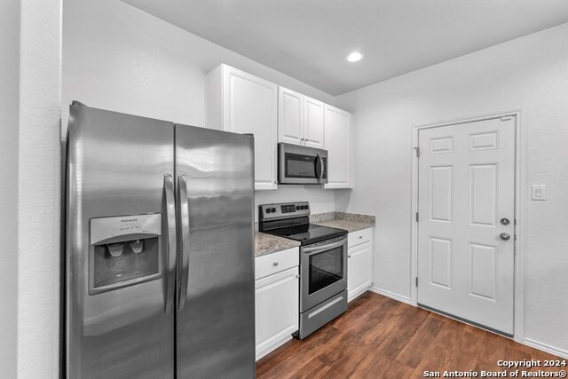 Image 9 of 23 For 7127 Mesa Clfs