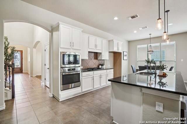 Image 14 of 50 For 28363 Willis Ranch