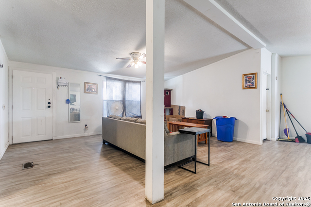 Image 4 of 25 For 5467 Diamondback Trail